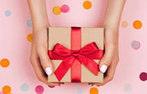 Gåvor och festföremål